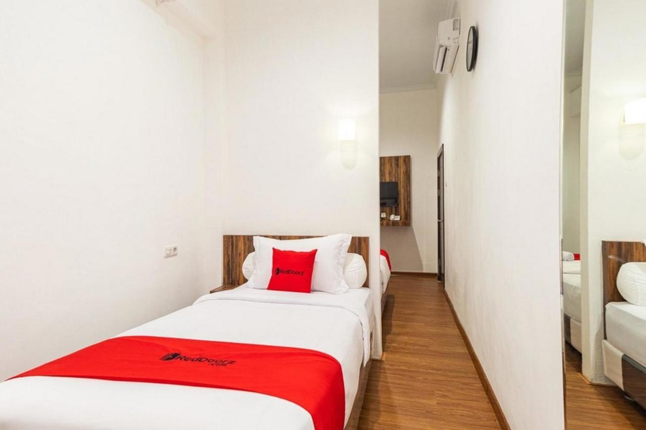 RedDoorz @ Binjai Hotell Eksteriør bilde