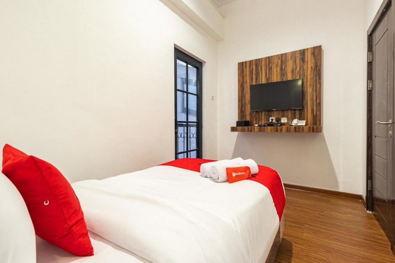 RedDoorz @ Binjai Hotell Eksteriør bilde